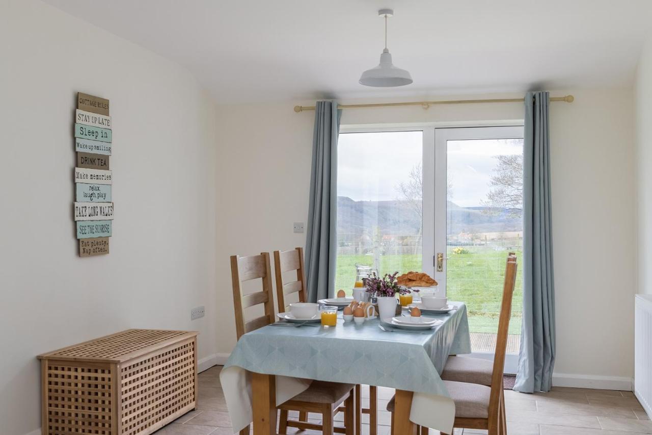 The Grainary Cottages Scarborough Exteriör bild