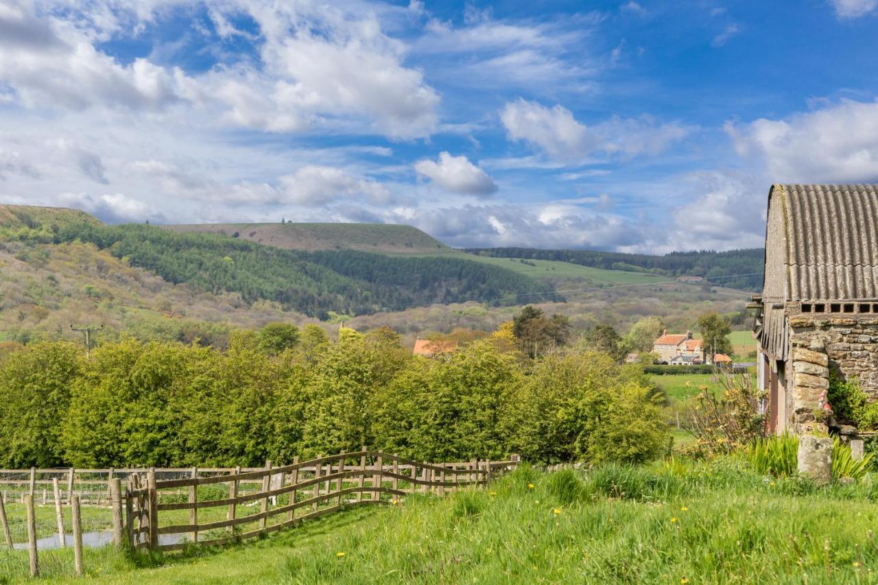 The Grainary Cottages Scarborough Exteriör bild